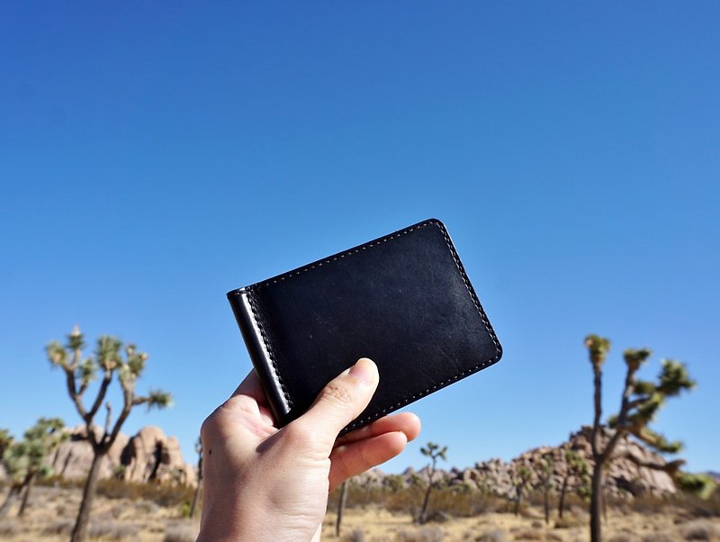 Men's Money Clip Wallet made of Vegetable-tanned buffalo Leather in Black - Wallets - Genuine Leather Black