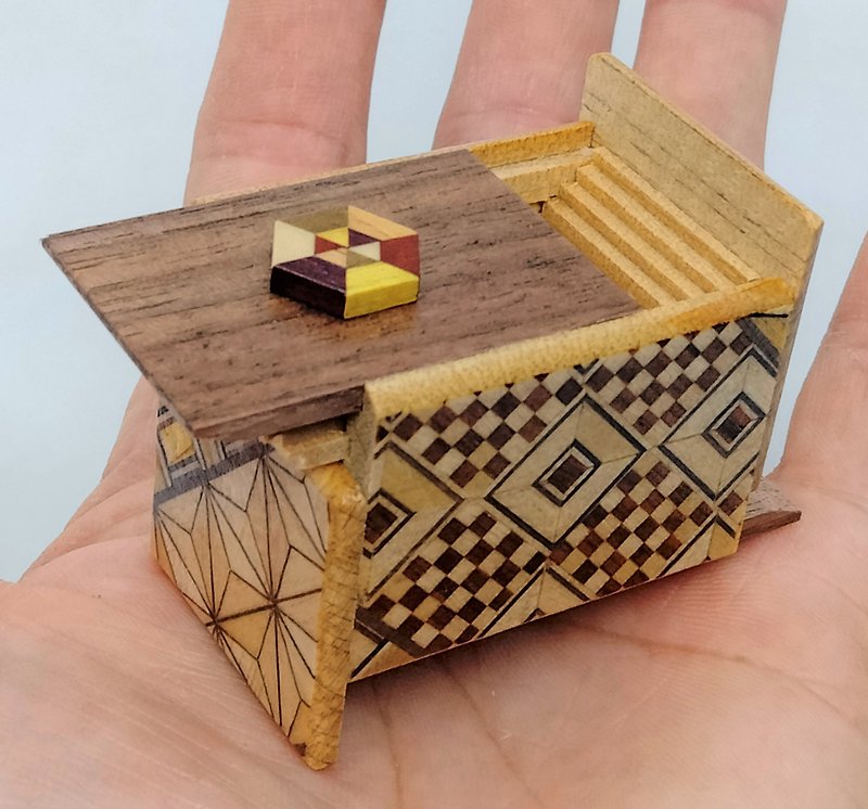 Mame 18 steps Solid Hexagon mosaic 1.7in Japanese puzzle box Himitsu-bako Japan - Other - Wood 