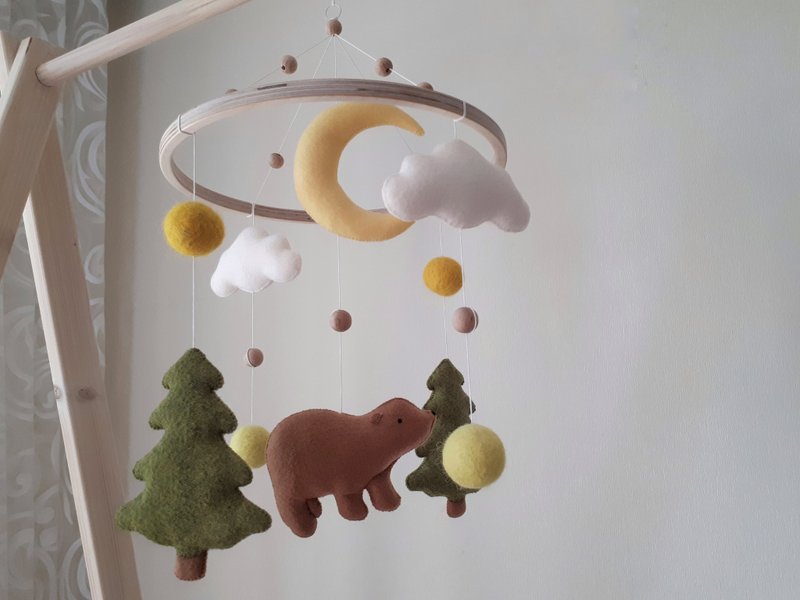Mobile baby nursery decor woodland, forest crib mobile, bear cot mobile - 寶寶/兒童玩具/玩偶 - 環保材質 多色