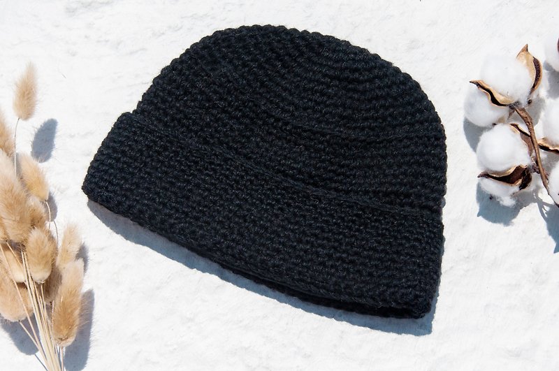 Hand-knitted pure wool cap / knit cap / knitted cap / inner brush hair hand-woven wool cap / wool cap - black - หมวก - ขนแกะ สีดำ