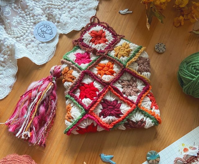 Colorful yarn flower decoration woven bag material package video teaching  course - Shop rebornstoryhandmade Knitting, Embroidery, Felted Wool &  Sewing - Pinkoi