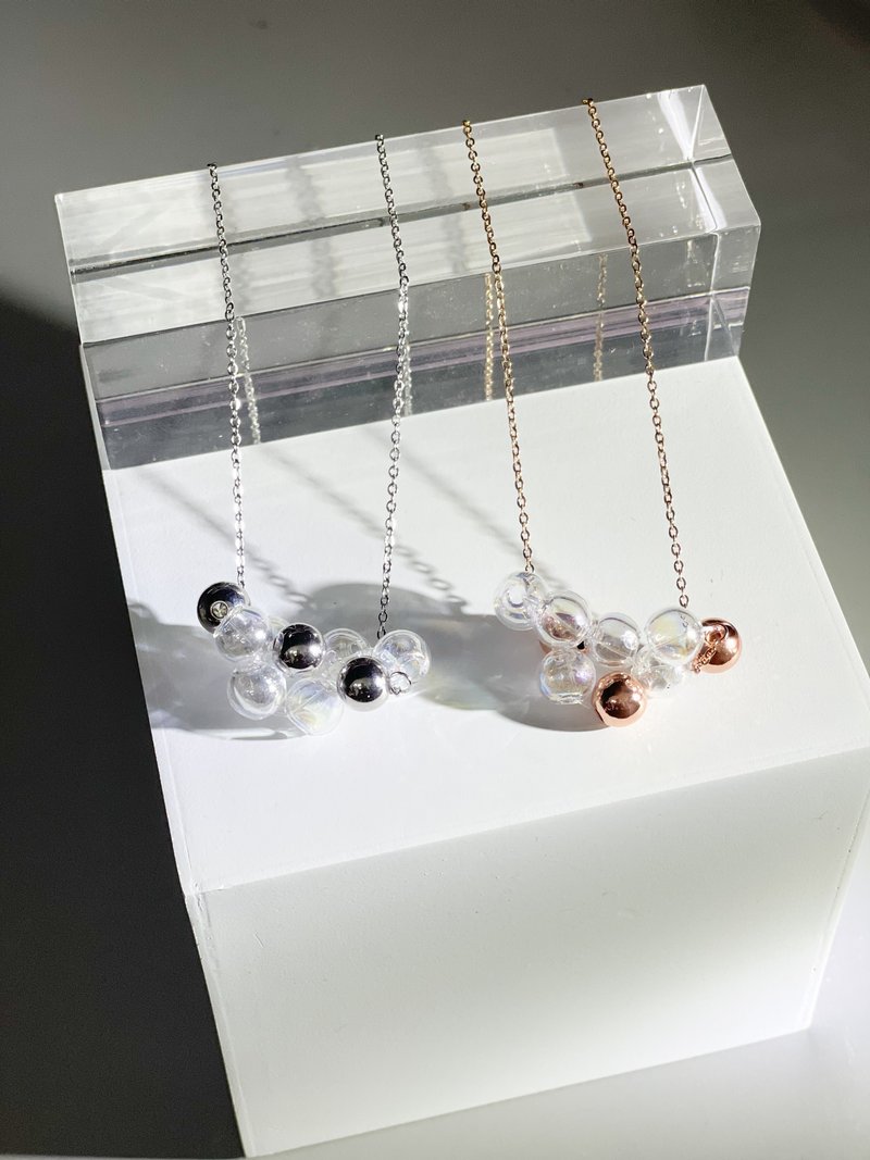 18K Sliver Hologram Bubble Bubbles Necklace - สร้อยคอ - แก้ว สีเงิน