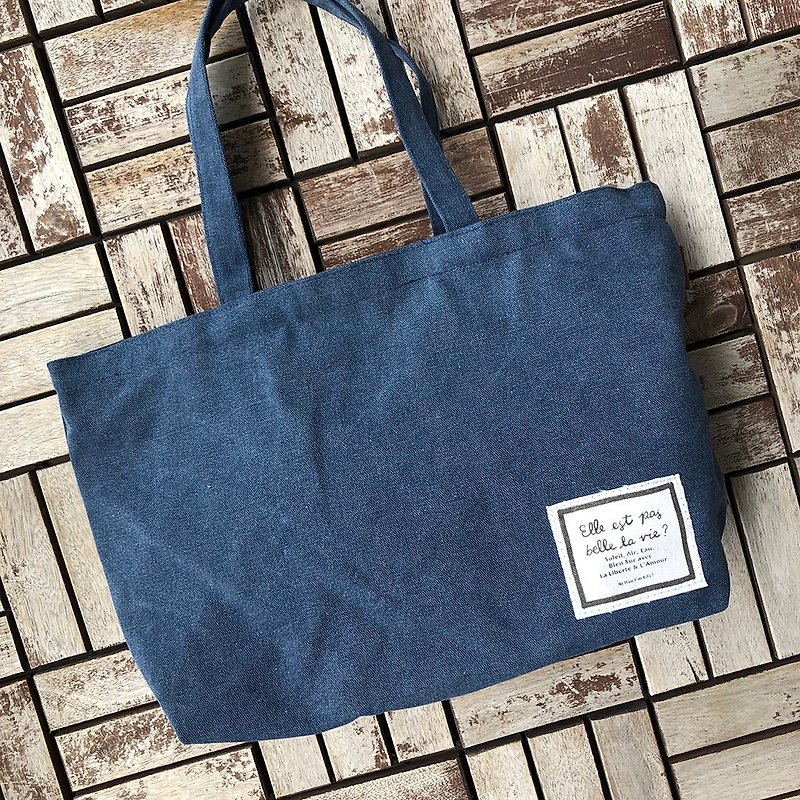 FIFI life is beautiful canvas tote bag - washed blue - กระเป๋าถือ - ผ้าฝ้าย/ผ้าลินิน 