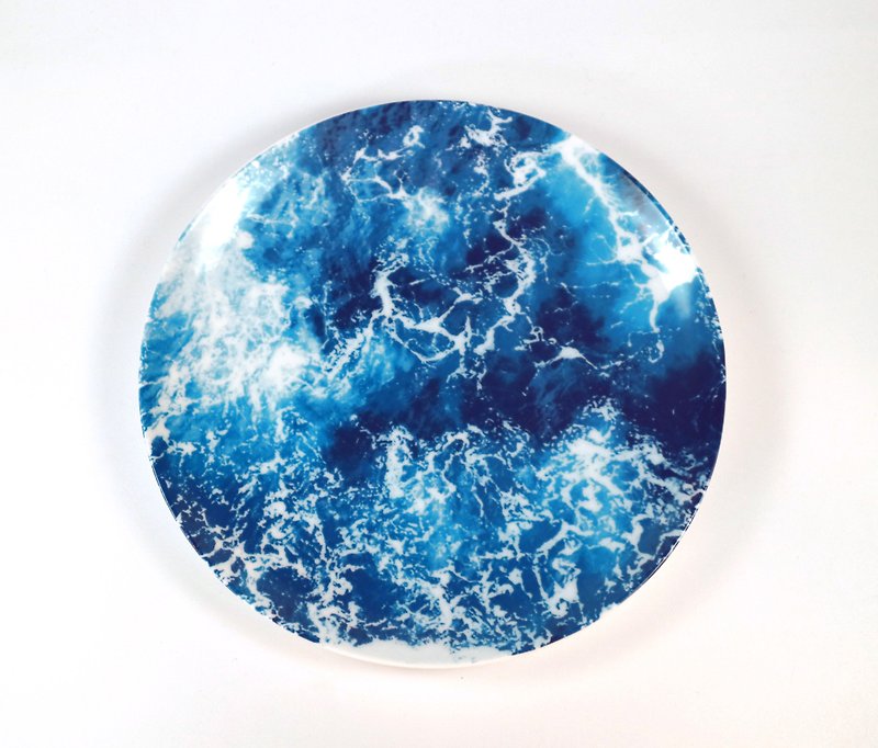 Marbled bone china plate Nordic style summer-sea - จานและถาด - เครื่องลายคราม หลากหลายสี