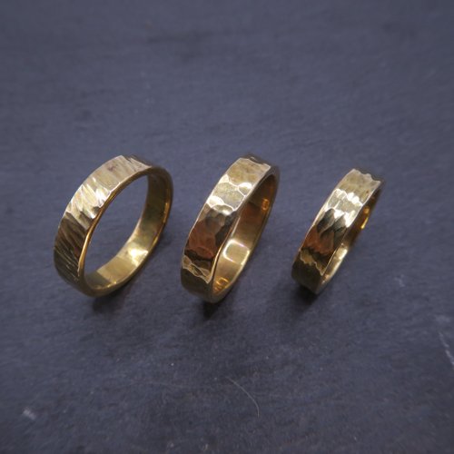 Under Wings Metal 羽下金工 黃銅鍛敲戒指 - 寬約4.5mm - 可免費修改戒圍一次