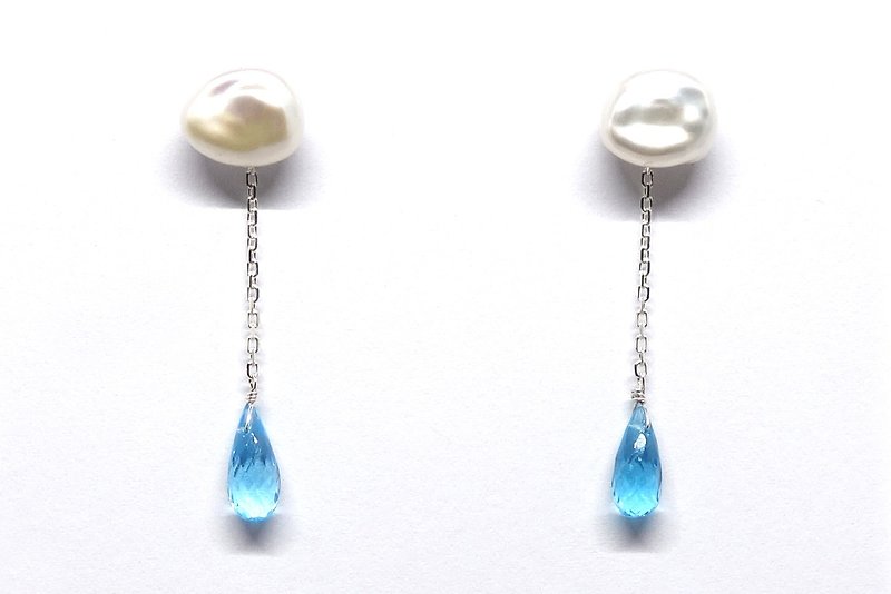 SV925 cloud pearl & blue topaz earrings【Pio by Parakee】下雨天  托帕石 - Earrings & Clip-ons - Gemstone Blue
