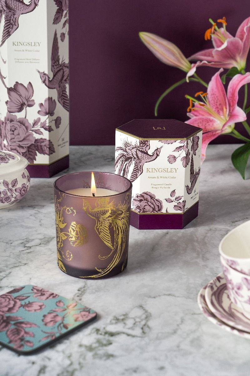 English Candle Kingsley-Assam and Cedar (50hrs) - Candles & Candle Holders - Glass Purple