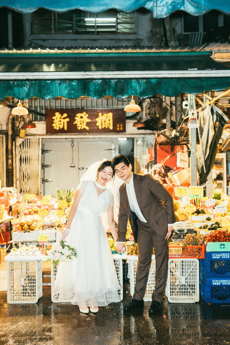 WhiteLits Hong Kong self-designed retro light wedding dress - One Piece Dresses - Other Man-Made Fibers White