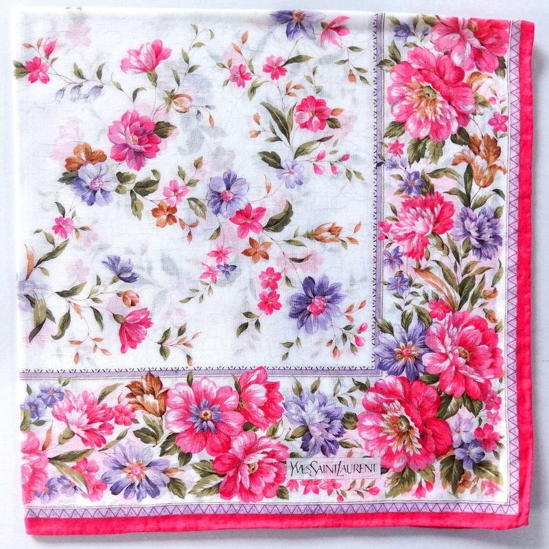 Yves Saint Laurent Vintage Handkerchief Floral 21.5  x 21.5 inches - ผ้าเช็ดหน้า - ผ้าฝ้าย/ผ้าลินิน สีแดง