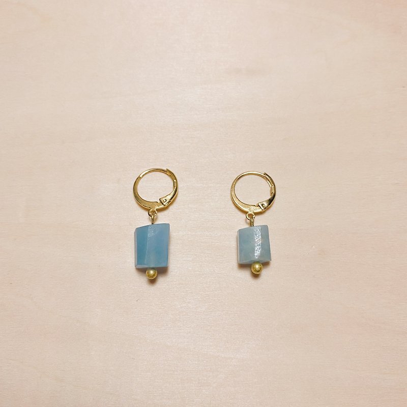 Vintage Aquamarine Circle Earrings - ต่างหู - คริสตัล สีน้ำเงิน