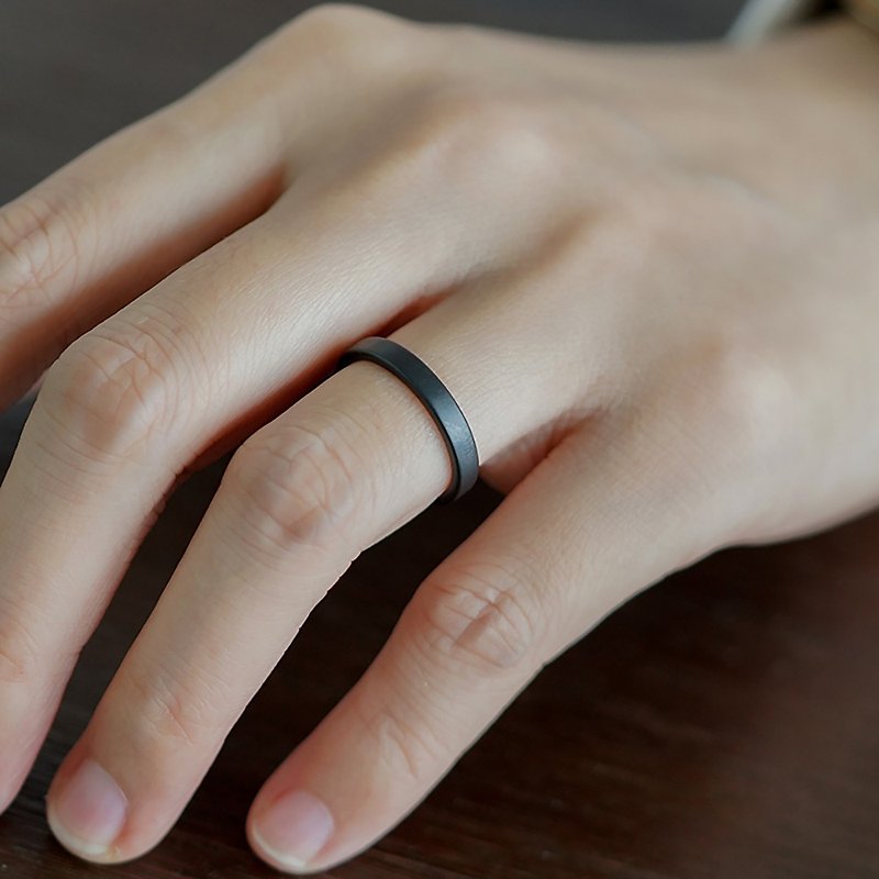 Original matte ceramic ring Weishi men's fashion minimalist personality sub-black color does not fade all-match basic ring for men and women - General Rings - Other Materials 
