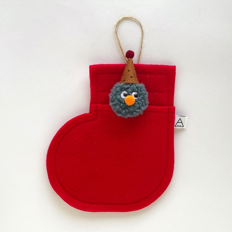毛毛精靈聖誕襪掛飾 - 擺飾/家飾品 - 其他材質 紅色