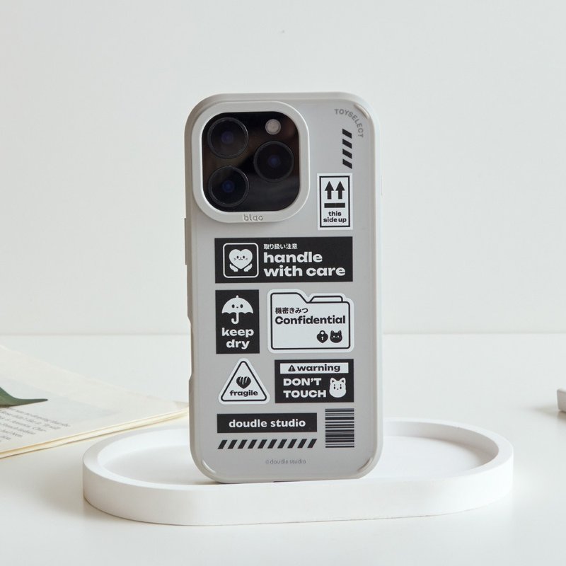 doudle studio豆喵貼標籤峽谷強悍MagSafe iPhone手機殼 - 手機殼/手機套 - 塑膠 多色