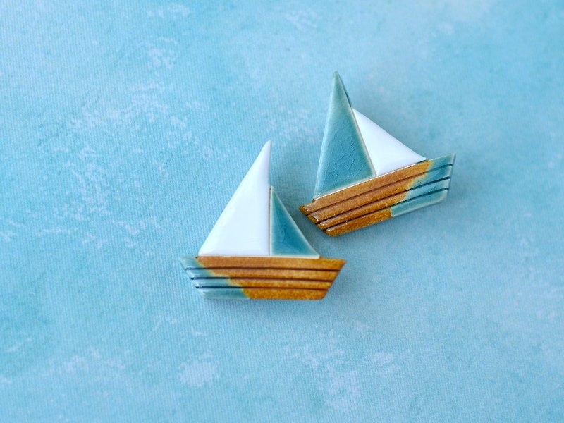 セラミック帆船ピン - ブローチ - 粘土 