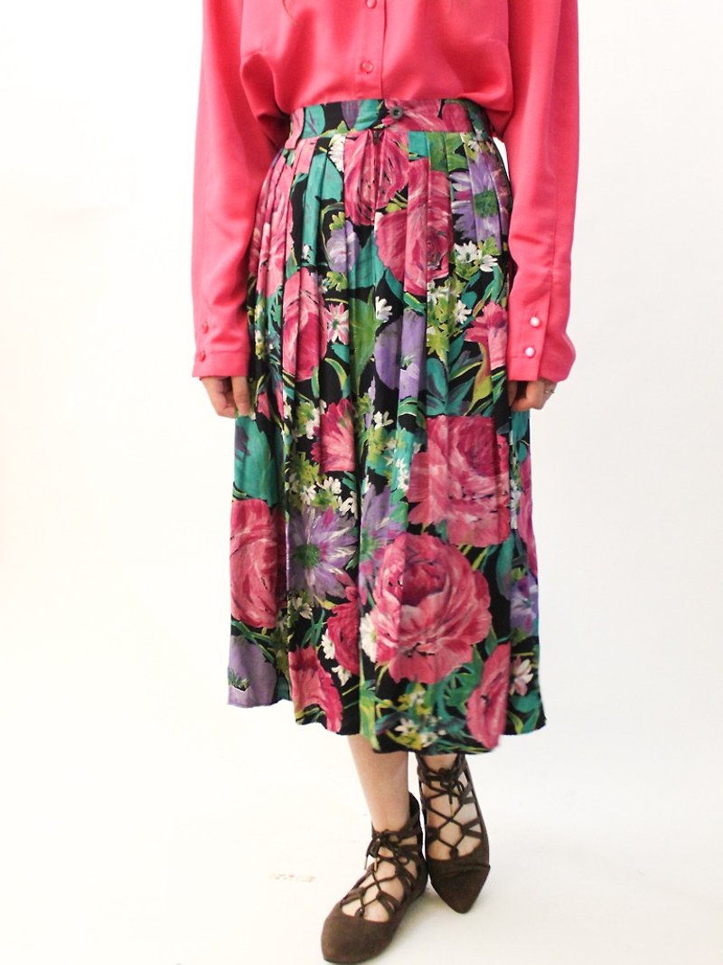 復古春夏歐洲典雅桃紅色花朵插畫黑色寬鬆古著長裙 - 裙子/長裙 - 聚酯纖維 粉紅色