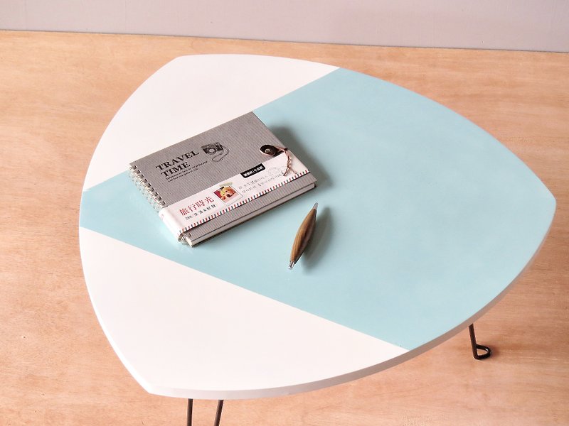 HO MOOD 解構系列—荷葉蓮風 摺疊桌 限量版。 - 其他家具 - 木頭 白色