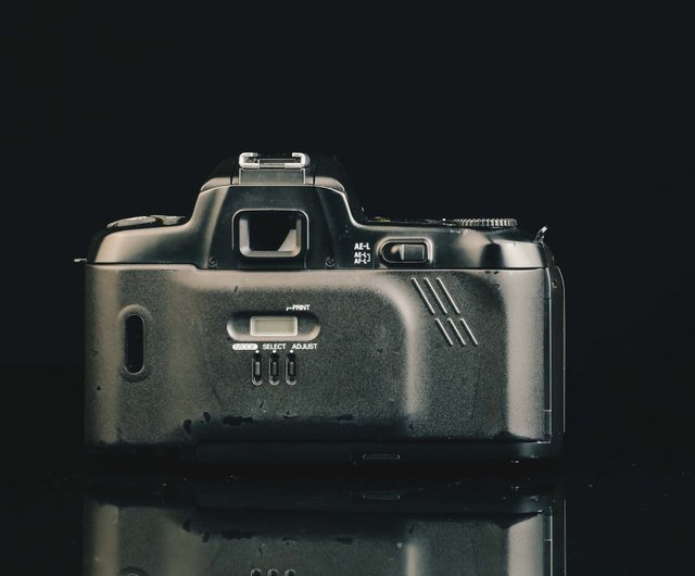 フィルムカメラ NIKON F-601  35-70mm 70-300mm フィルムカメラ始めたい人にオススメ】Nikon F-601 QUARTZ DATE