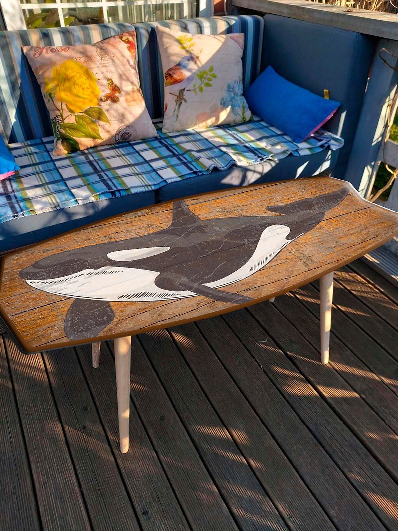 Surfboard Table, orca, killer whale, Surfing gift, Bar Decor, Beach Decor - เฟอร์นิเจอร์อื่น ๆ - ไม้ หลากหลายสี