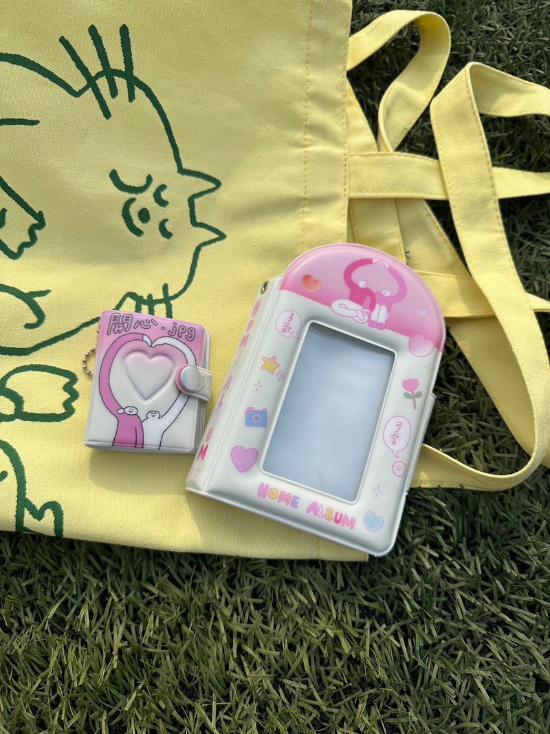 【WOOOGUO】2-Inch Mini Card Album (Includes One Set of Stickers) Cute Photo Album - Photo Albums & Books - Plastic Pink