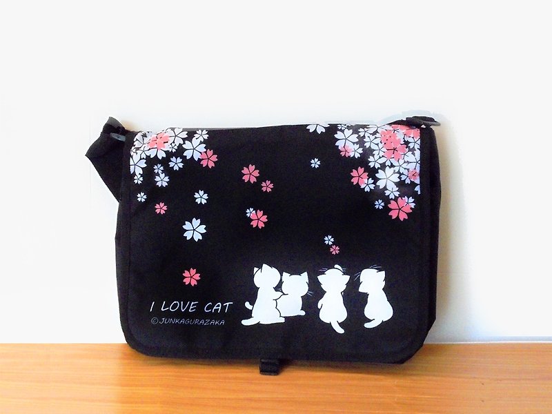 Water-repellent school bag/message bag for cats 1 - Messenger Bags & Sling Bags - Waterproof Material Multicolor