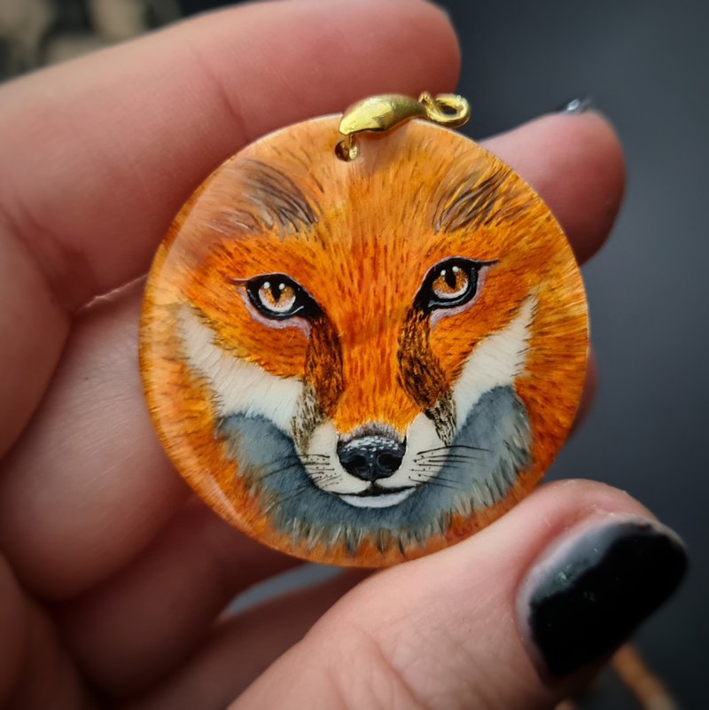 Fox necklace Miniature painting. Mother pearl pendant. Christmas Gift wrapping - Necklaces - Pearl Orange