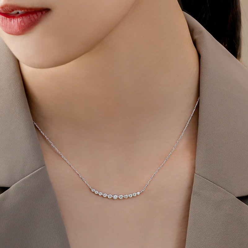 Jinghua diamond necklace pure 18K total 0.50 carat light jewelry - Necklaces - Diamond 