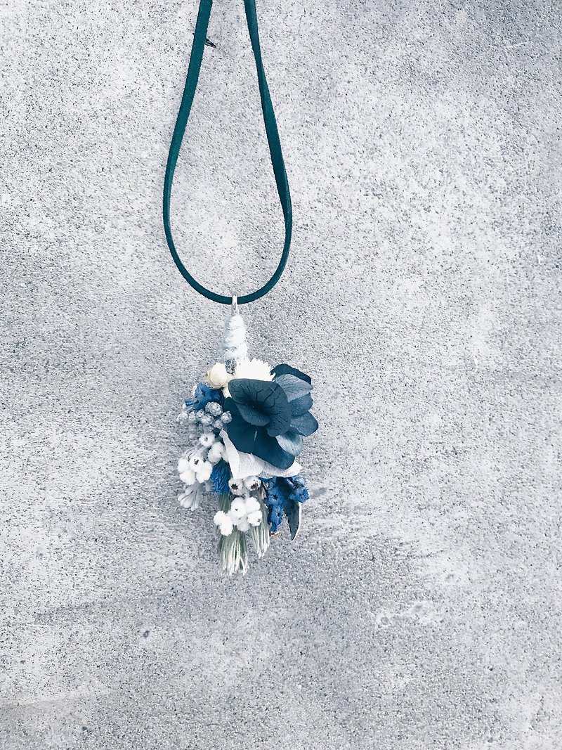 Flower Necklace! [God of the Messenger - Hermes] Dry Flower Necklace Valentine's Day Gift - สร้อยคอ - พืช/ดอกไม้ สีน้ำเงิน