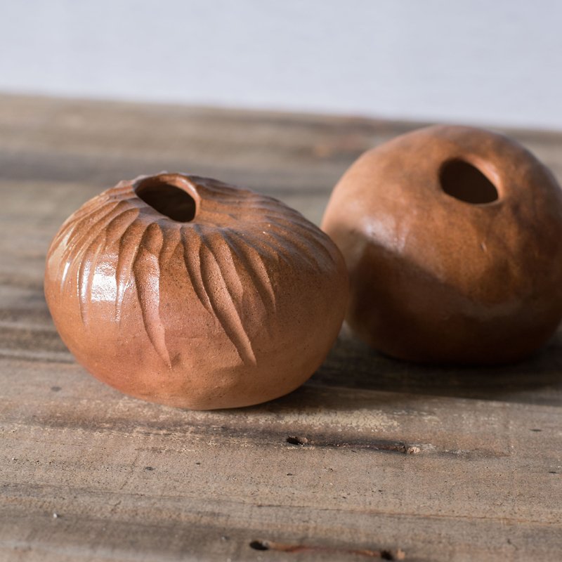 原石/手作り陶器、木材焼花、手作り陶器 - 花瓶・植木鉢 - 陶器 ブラウン