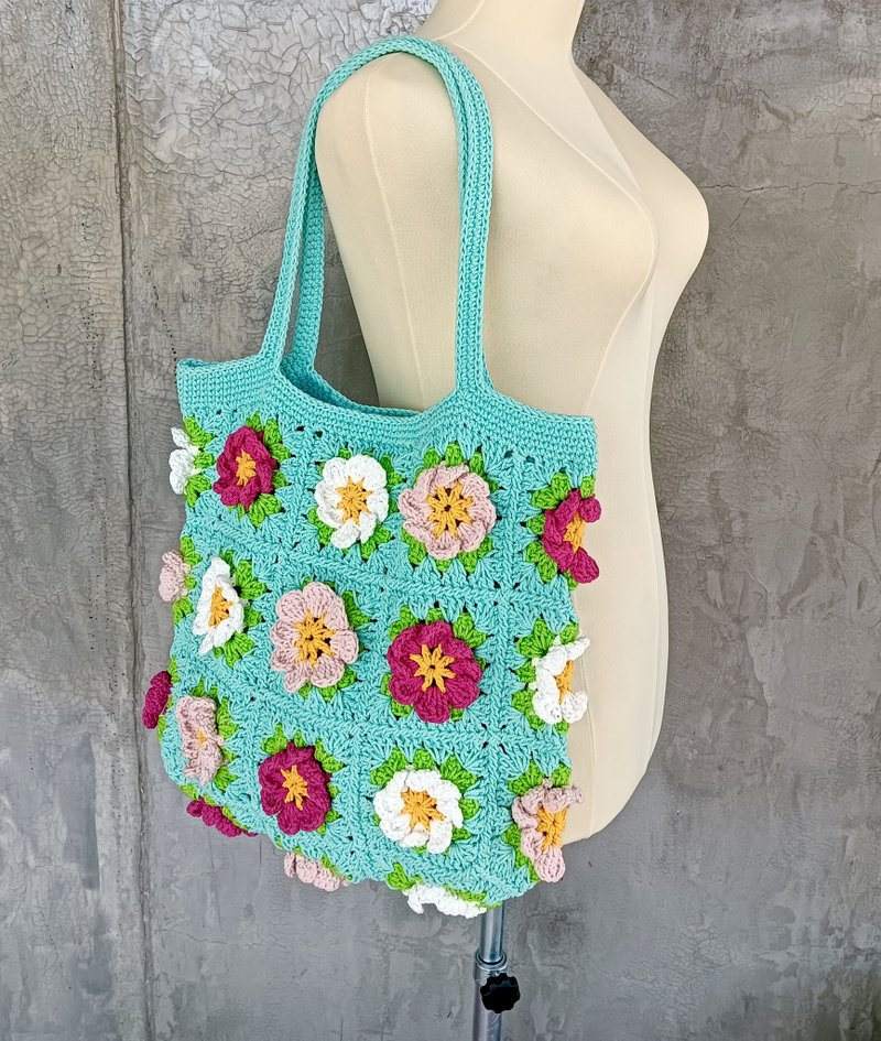 Granny Square flowers woven bag - 手提包/手提袋 - 棉．麻 