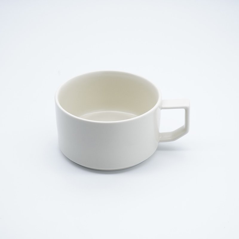 matte　スタッキングマグ アイボリー - 碟子/醬料碟/醬油碟 - 陶 白色