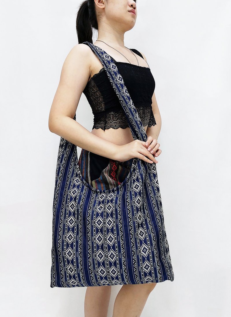 Woven Cotton Bag Shoulder bag Crossbody bag Bohemian Unisex Hobo bag Long Strap - 其他 - 棉．麻 藍色