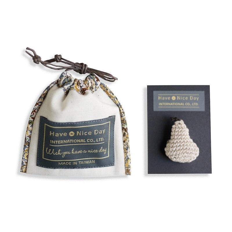 [Fine Weaving Treasures] Knitting Small Pin (Beige Western Pear) - Brooches - Cotton & Hemp Khaki