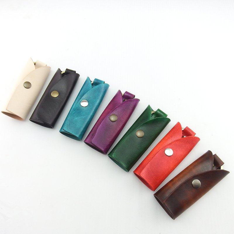 Custom hand-dyed minimalist leather key case - Keychains - Genuine Leather Brown