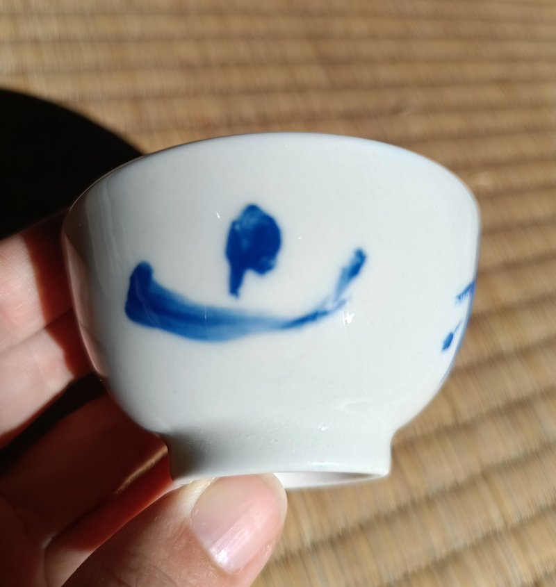 手寫手繪白瓷青花杯 - 茶壺/茶杯/茶具 - 瓷 