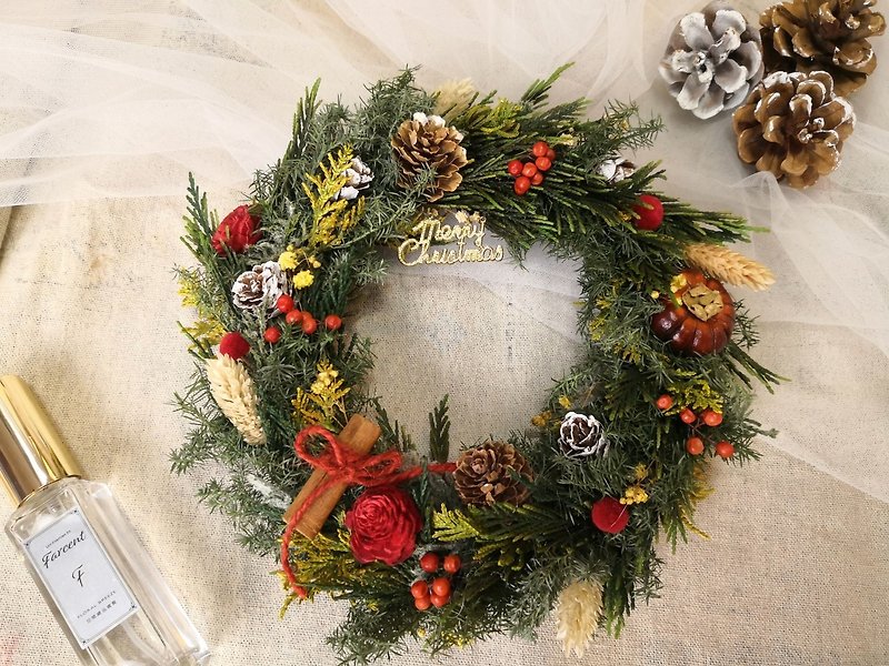 Hello Green Colorful Classic Wreath - Dried Flowers & Bouquets - Plants & Flowers Multicolor