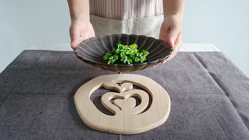 Love seed insulation pad - Place Mats & Dining Décor - Wood Multicolor