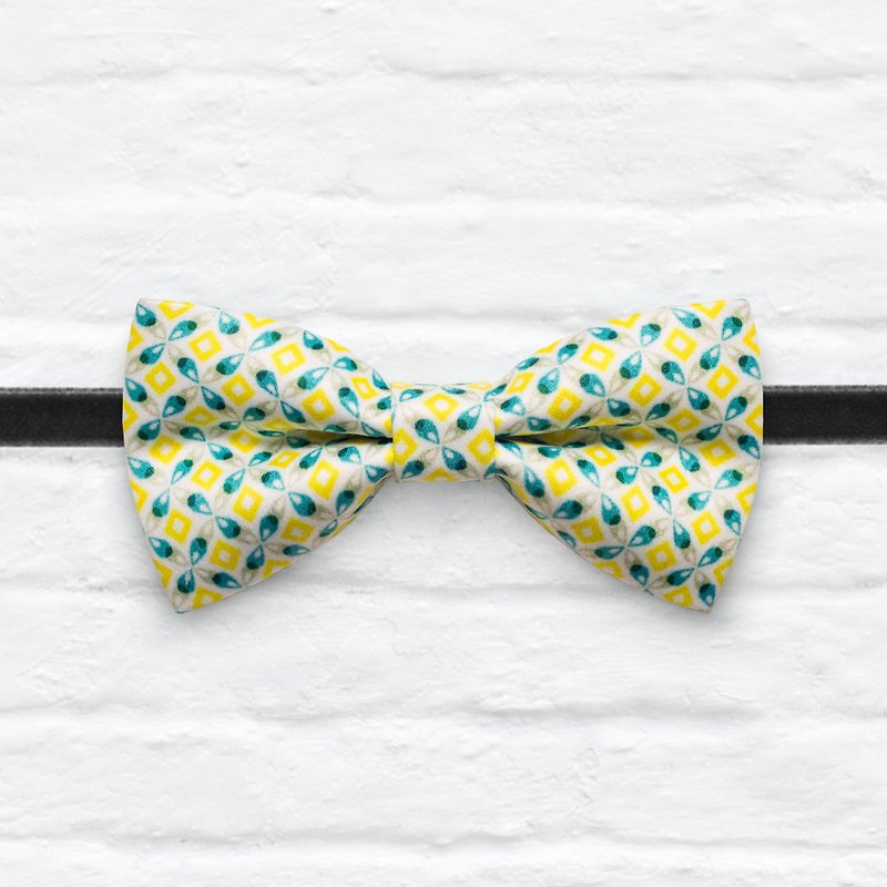 Style 0299 Fresh Yellow Vintage pattern Bowtie - Navy & White Wedding Bowtie, Gift for Him, Toddler Bow tie, Groomsmen bow tie, Pre Tied and Adjustable Novioshk - สร้อยติดคอ - เส้นใยสังเคราะห์ สีเหลือง