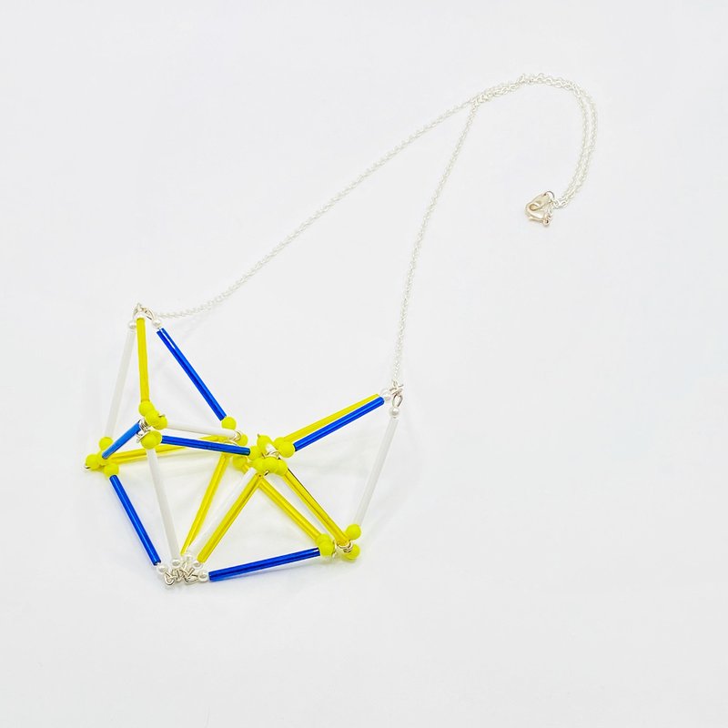 3D Heart NECKLACE【Yellow×Blue×White】 - สร้อยคอ - แก้ว หลากหลายสี