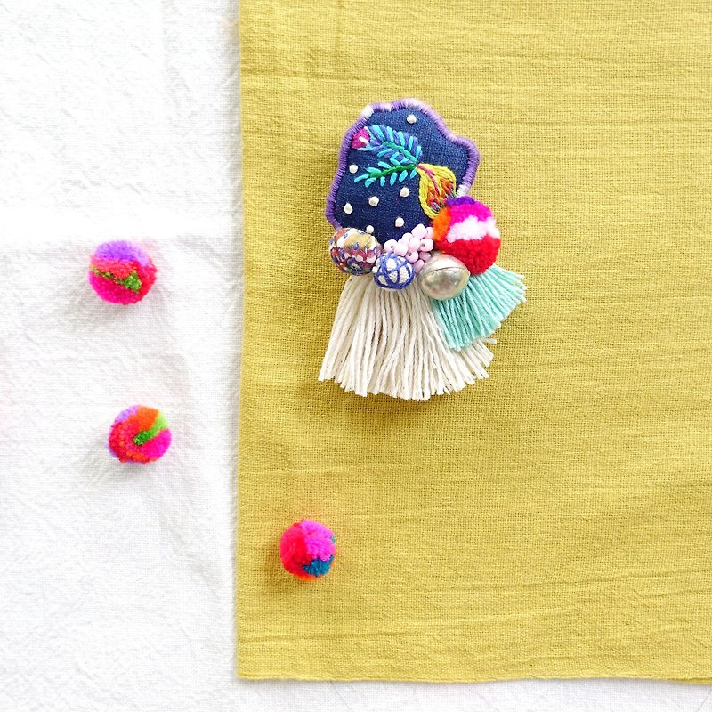 DUNIA handmade / Fruity! / Fruit flower embroidery pin Floral hand embroidered brooch # 7 - Brooches - Cotton & Hemp Blue
