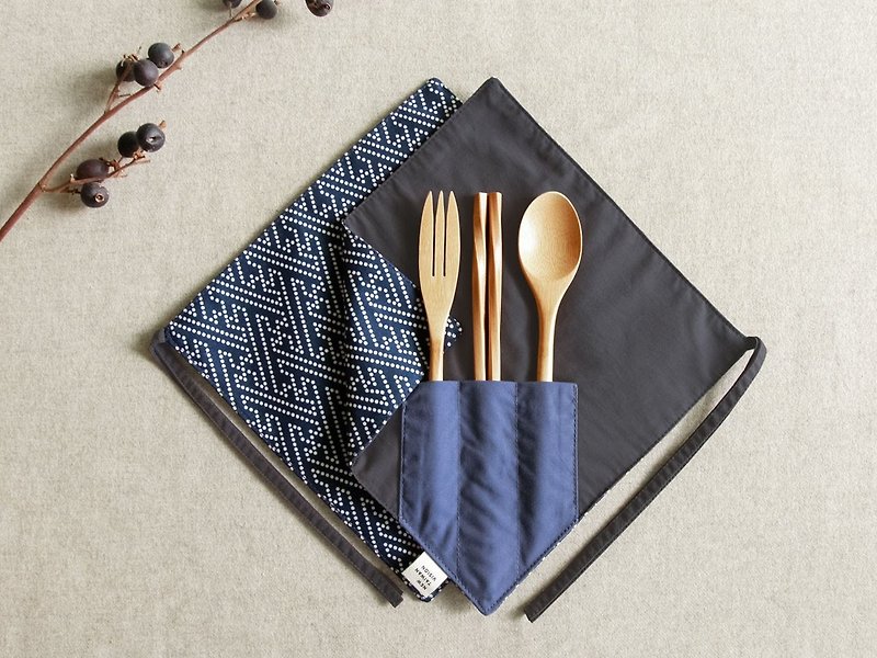Out of Print Item [Chopsticks Set]-Blue Carp - ช้อนส้อม - ผ้าฝ้าย/ผ้าลินิน สีน้ำเงิน