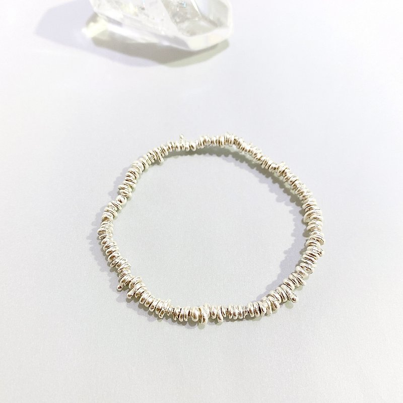 Ops silver bracelet -手工/限定/銀/簡約/中性/禮物/純銀/流線 - 手鍊/手環 - 銀 銀色