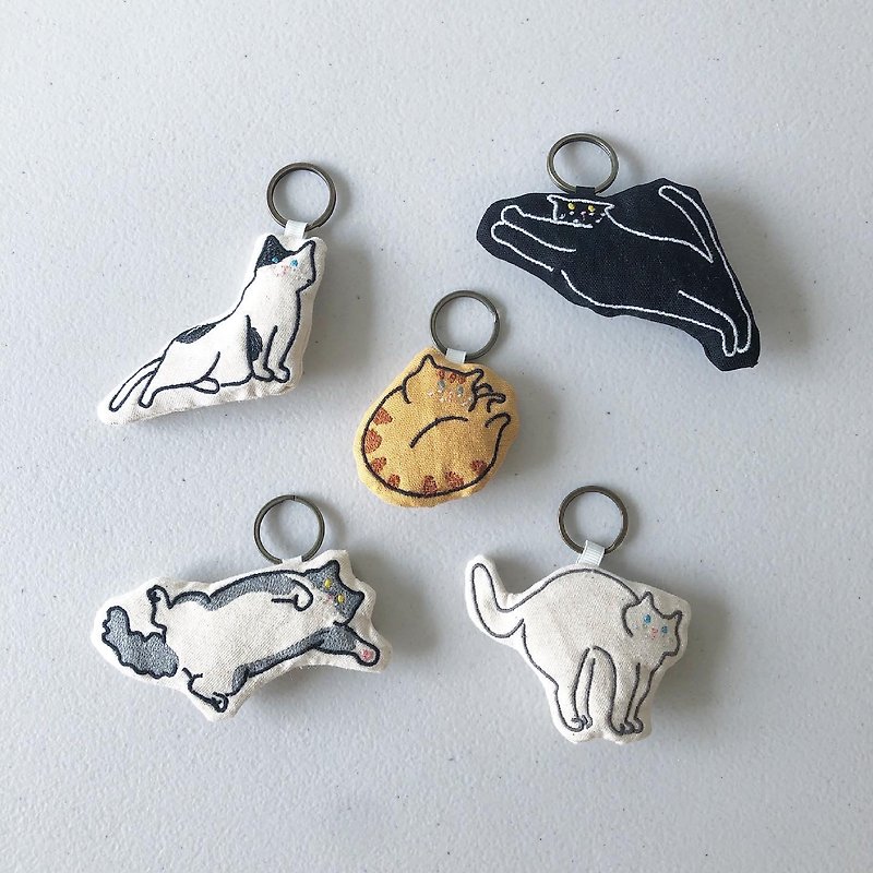 Cat key ring. AirTag. Customization. multi-colored. embroidery. keychain - Keychains - Cotton & Hemp Multicolor