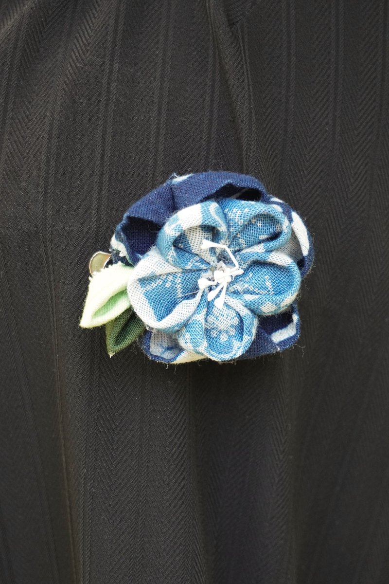 藍染胸花(中) - 胸花/手腕花 - 其他材質 