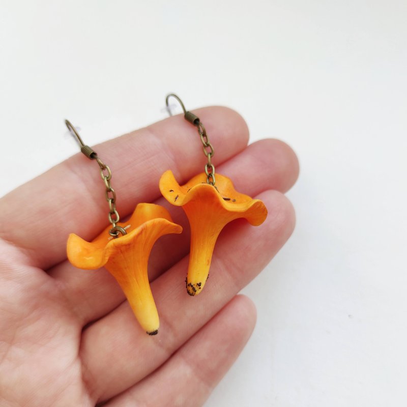 Mushroom earrings - fairy earrings - mushroom drop earrings - clay earrings - 耳環/耳夾 - 黏土 橘色