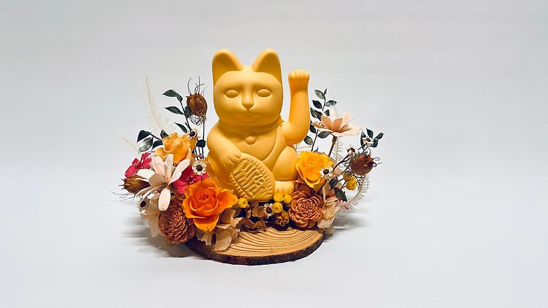 Everlasting Dried Flowers—Lucky Cat Business Card Holder - ช่อดอกไม้แห้ง - พลาสติก สีเหลือง