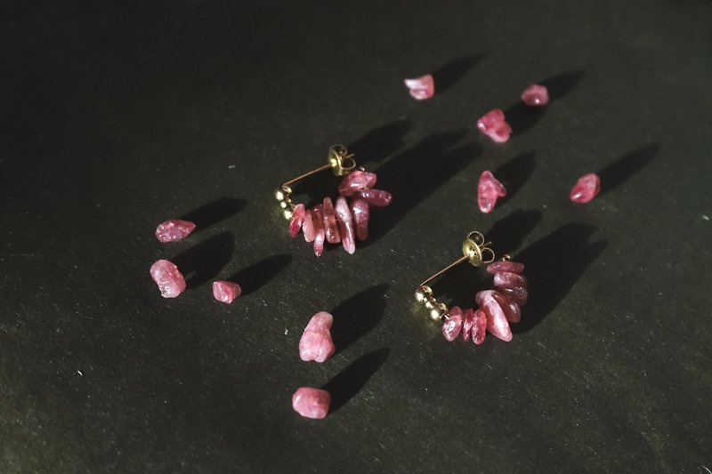 Mermaid's Tail - Mineral Earrings - Earrings & Clip-ons - Semi-Precious Stones Pink