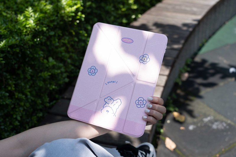 插畫家聯名【mikolu胖皮】多折式iPad殼 - 平板/電腦保護殼/保護貼 - 其他材質 粉紅色