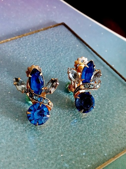 老時光製造所 vintage jewelry 古董立體藍色萊茵 夾式耳環