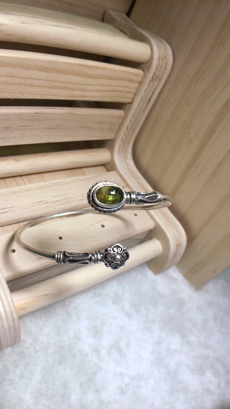 綠碧璽 手環 尼泊爾 手工製 925純銀材質 - 手鍊/手環 - 寶石 