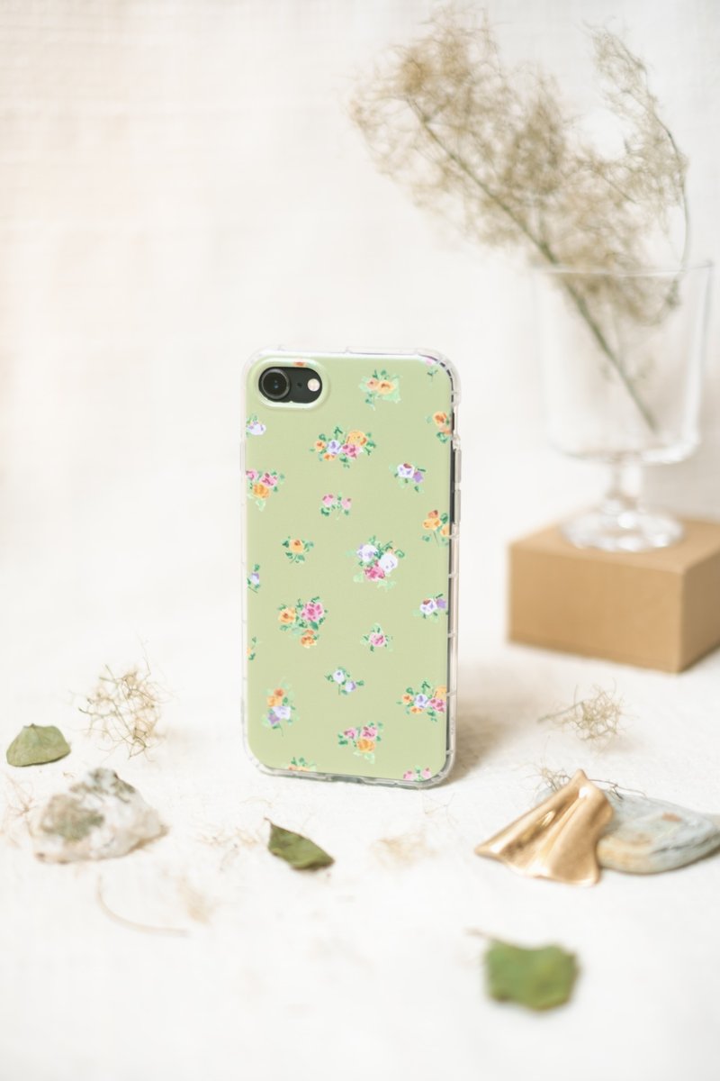 Retro Florals / Green / Transparent Air Compression Phone Case - เคส/ซองมือถือ - พลาสติก 